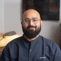 Portrait of Dhaval Budhdeo